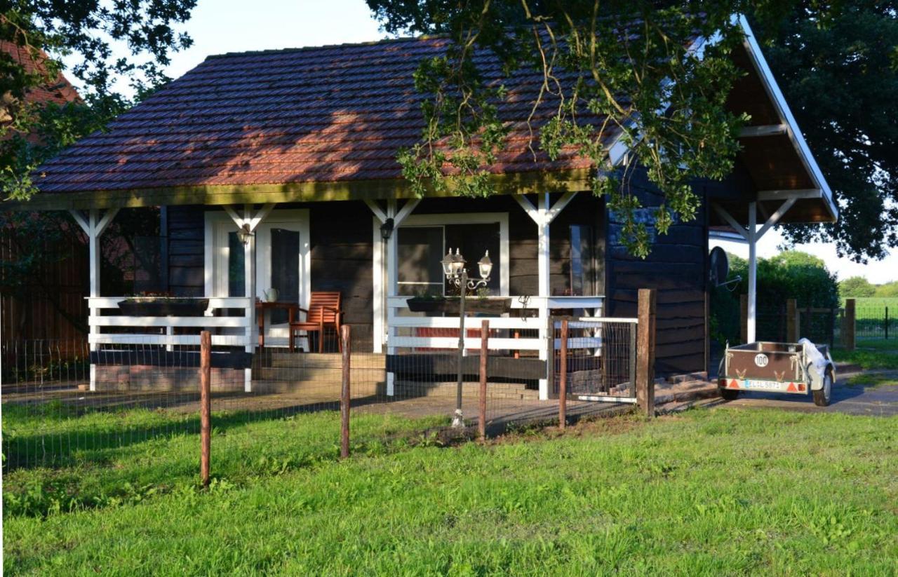 Ferienhaus Grafenland Dersum Exterior photo